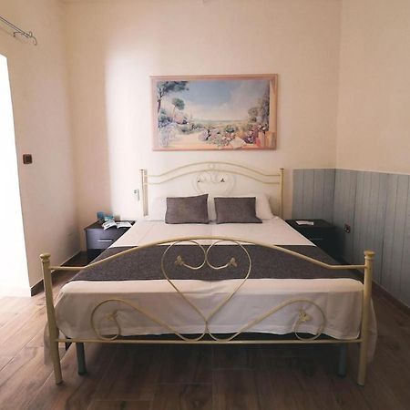 Villa Le Conchiglie Di Taranto Mediterranea Pulsano Exterior foto