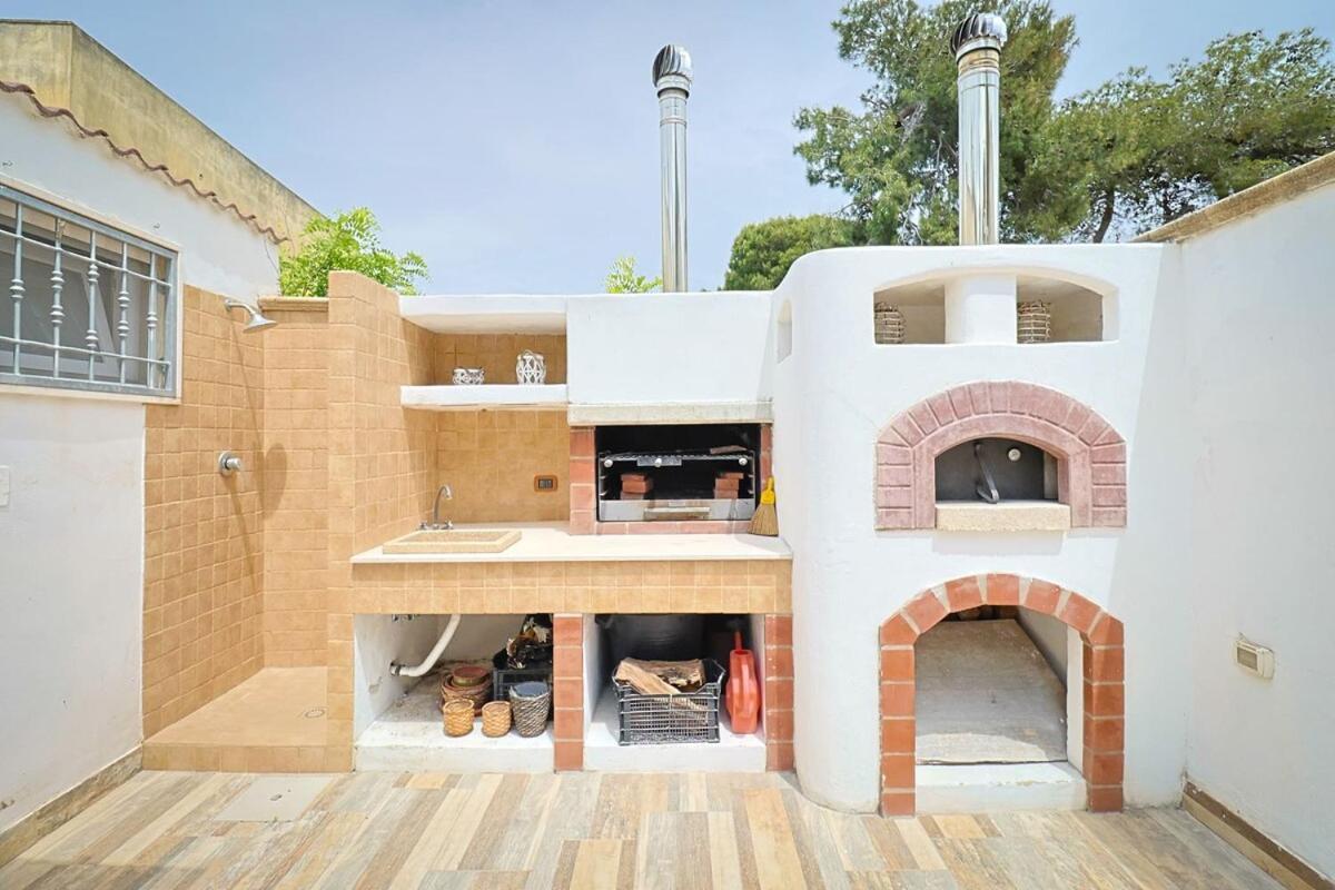 Villa Le Conchiglie Di Taranto Mediterranea Pulsano Exterior foto